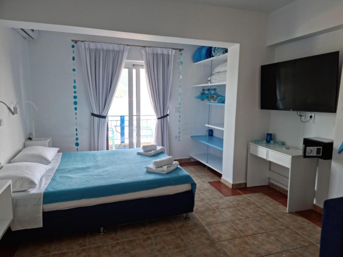 Studio Apartment with Sea View