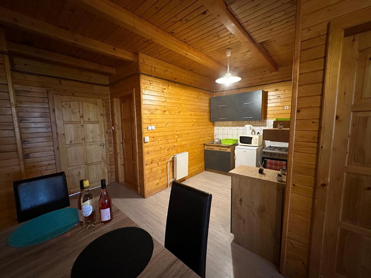 Virág Apartman - B&B Felsőtárkány