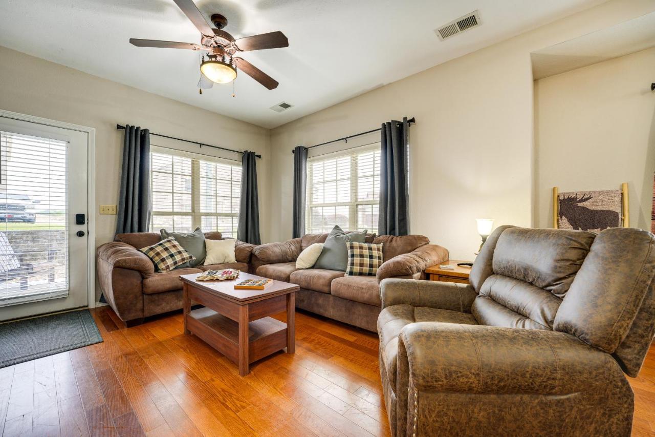 Branson West Vacation Rental with Resort Amenities! - B&B