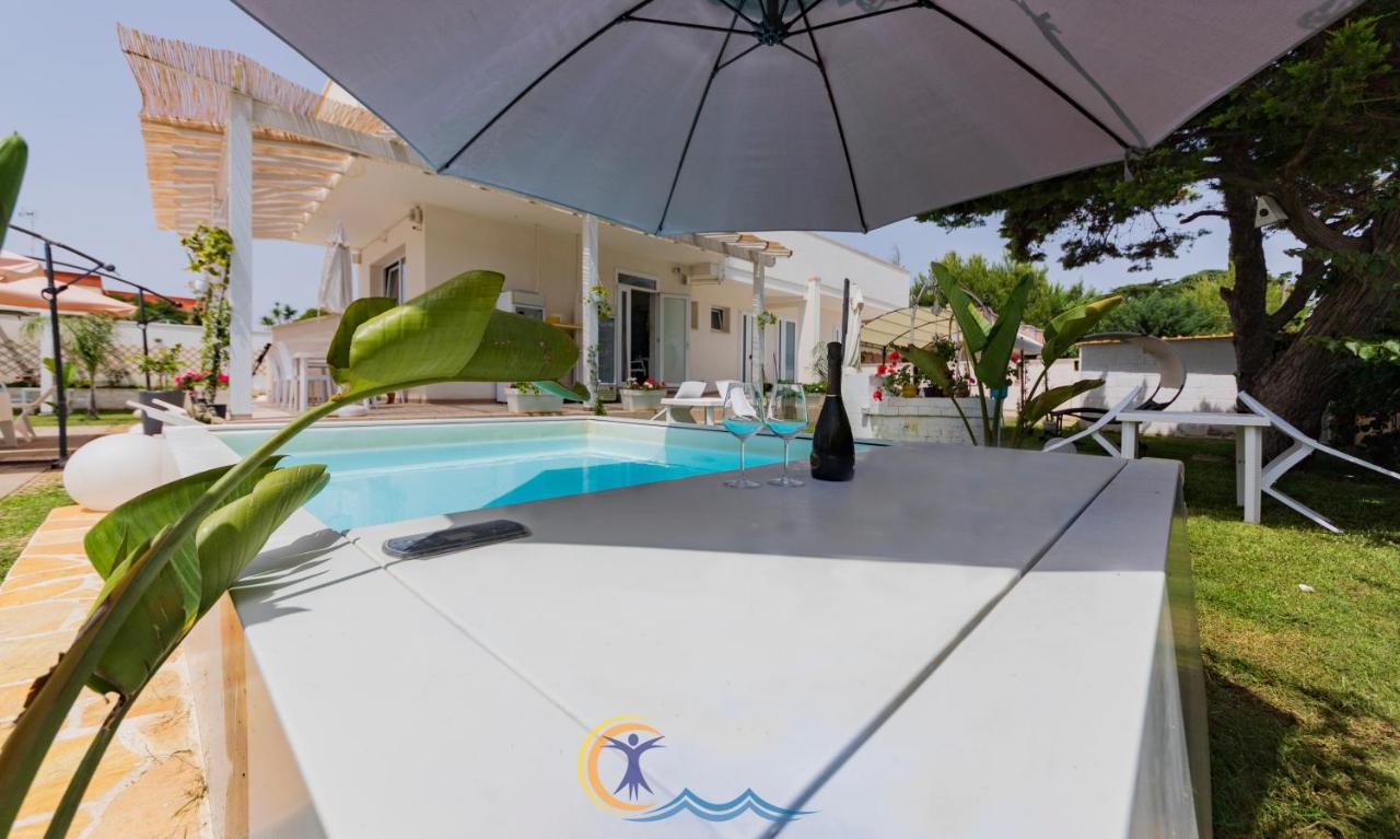 VILLA LEONARDO SAN FOCA - Room, Pool & Restaurant - B&B
