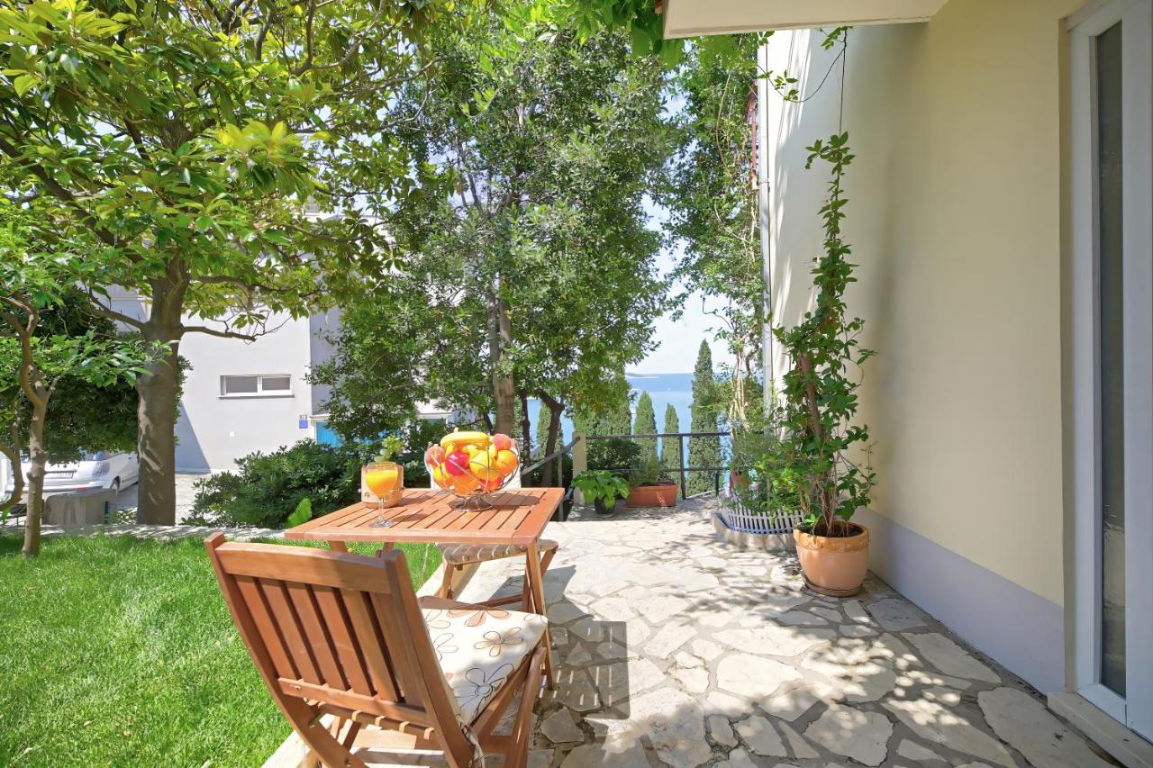 Apartment mit Gartenblick