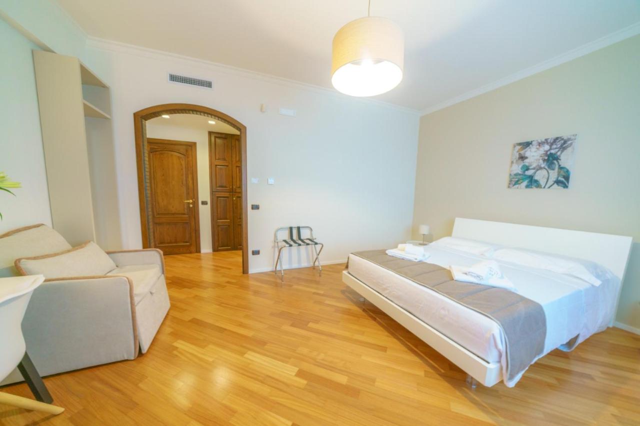 Suite Lit Queen-Size avec Baignoire Spa