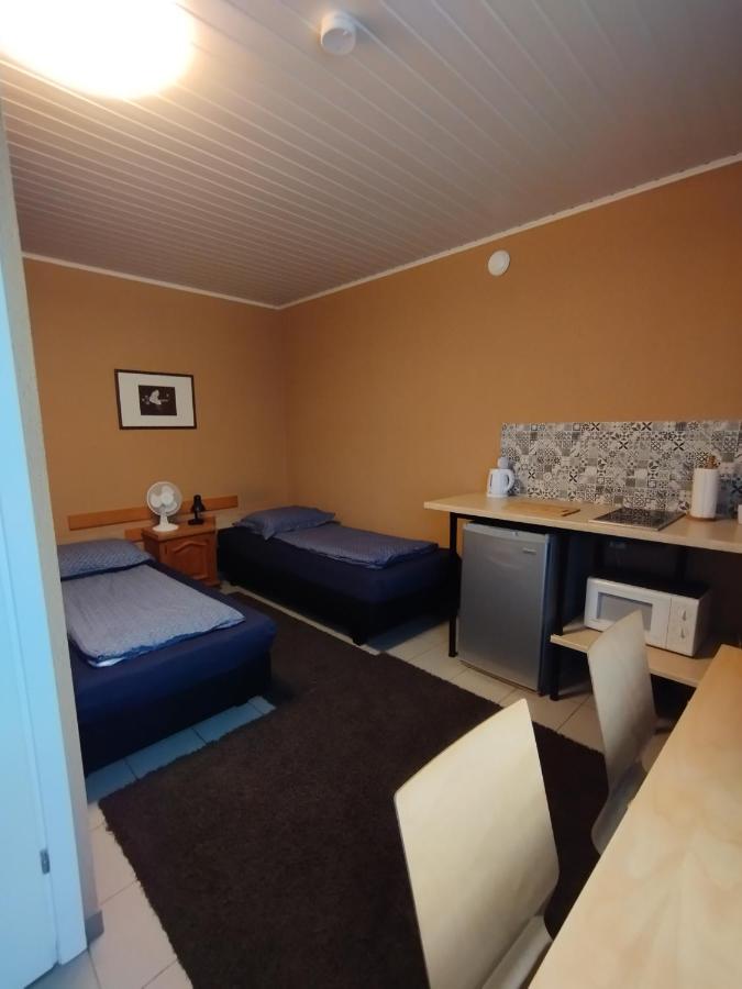 Twin Room with Shower