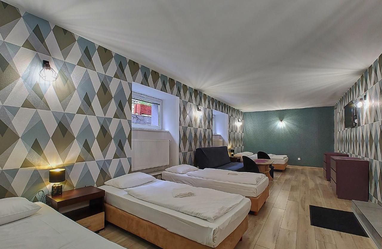 Habitación Familiar con baño privado