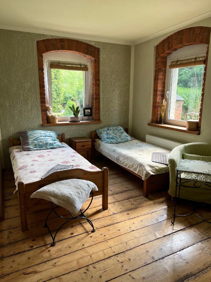 Vierpersoonskamer met Badkamer