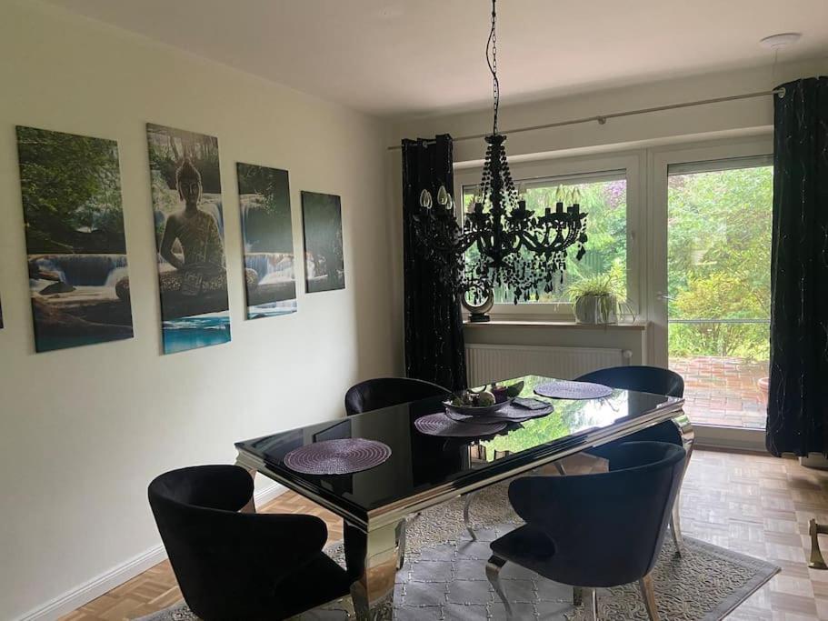 Gross Hamburg - B&B Geesthacht