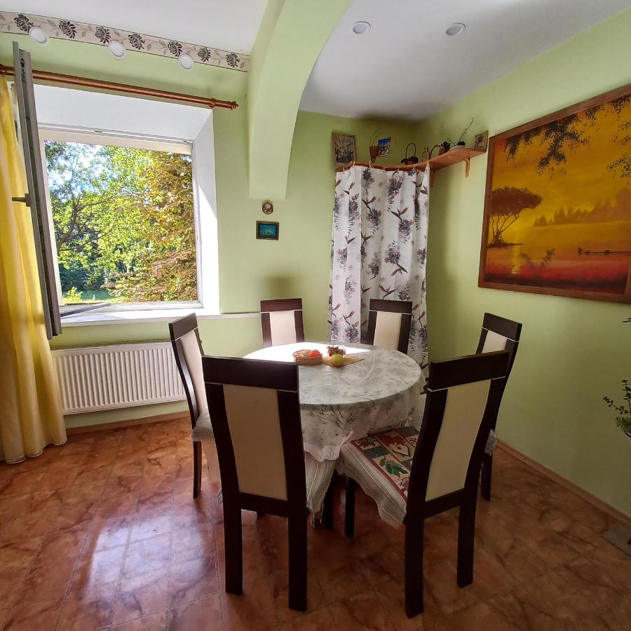 Quiet House - Ferienwohnung Liepāja