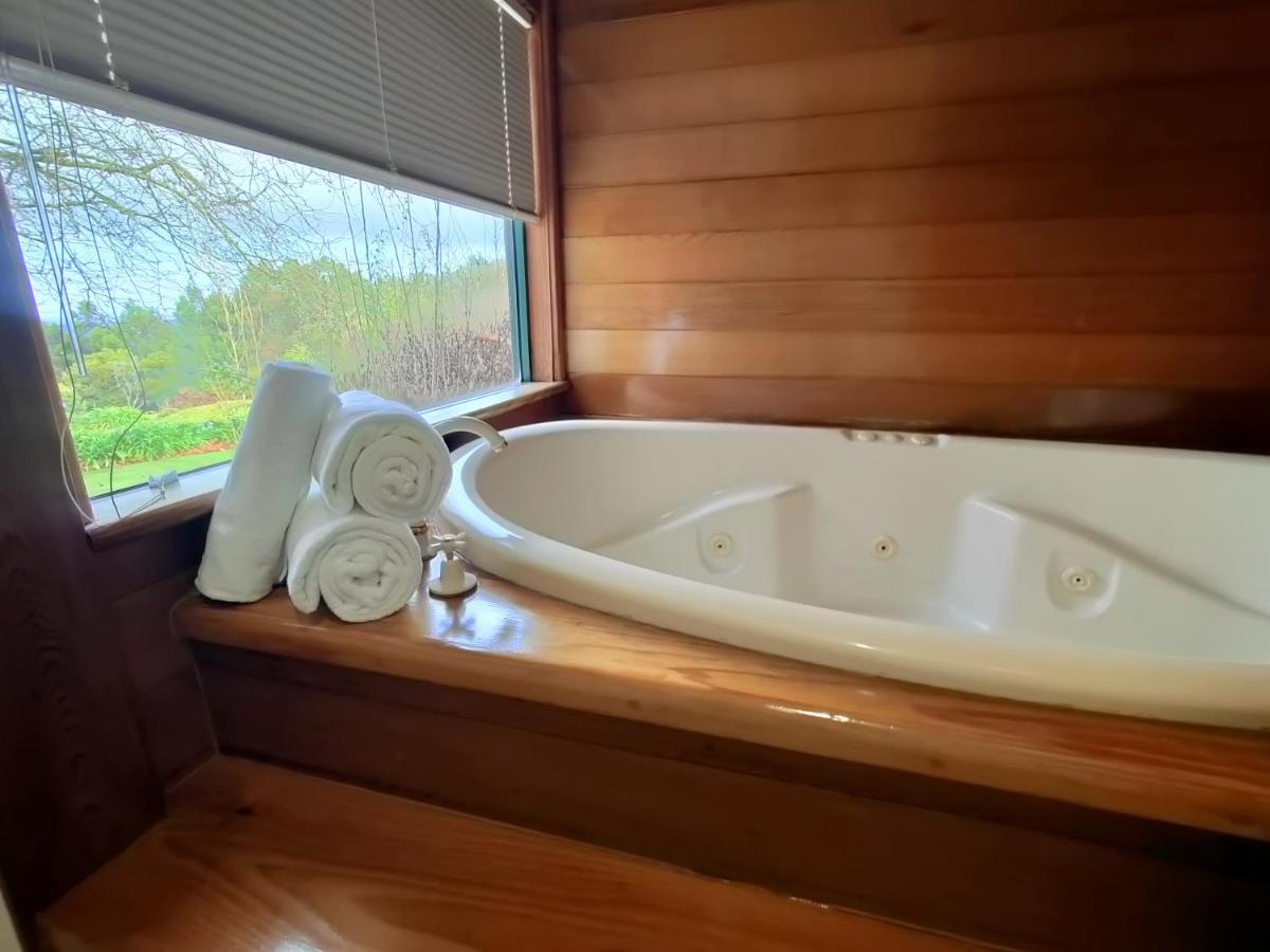 Karri Spa Chalet