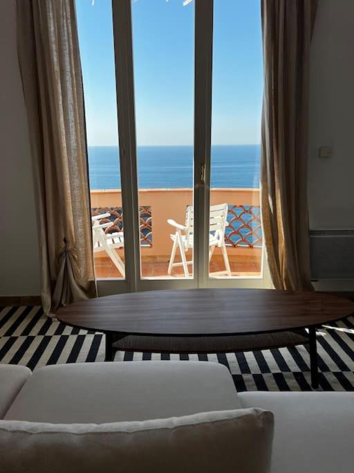 B&B Monte-Carlo - Full Sea View Near Monaco with Pool - Bed and Breakfast Monte-Carlo
