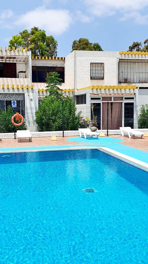 Apartamento con vistas a la piscina