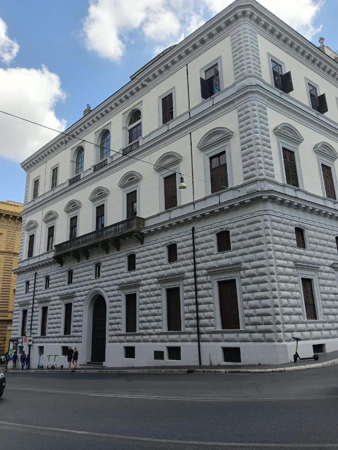 Novembre 152 Apartment - B&B Roma