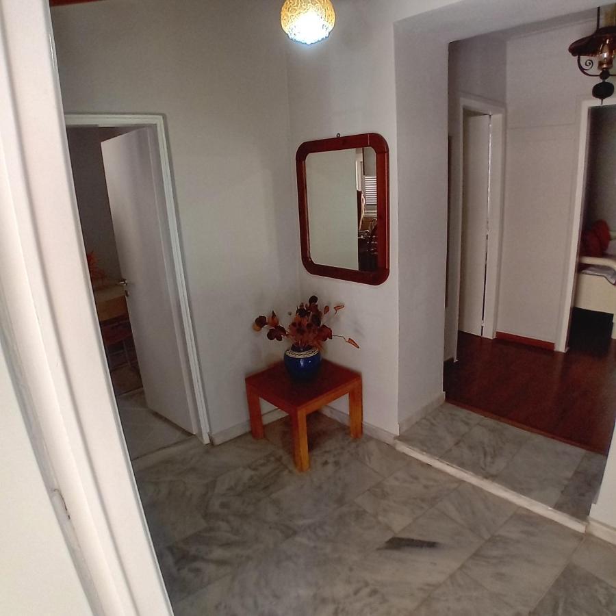 Apartments in Amarynthos - Evoia - B&B