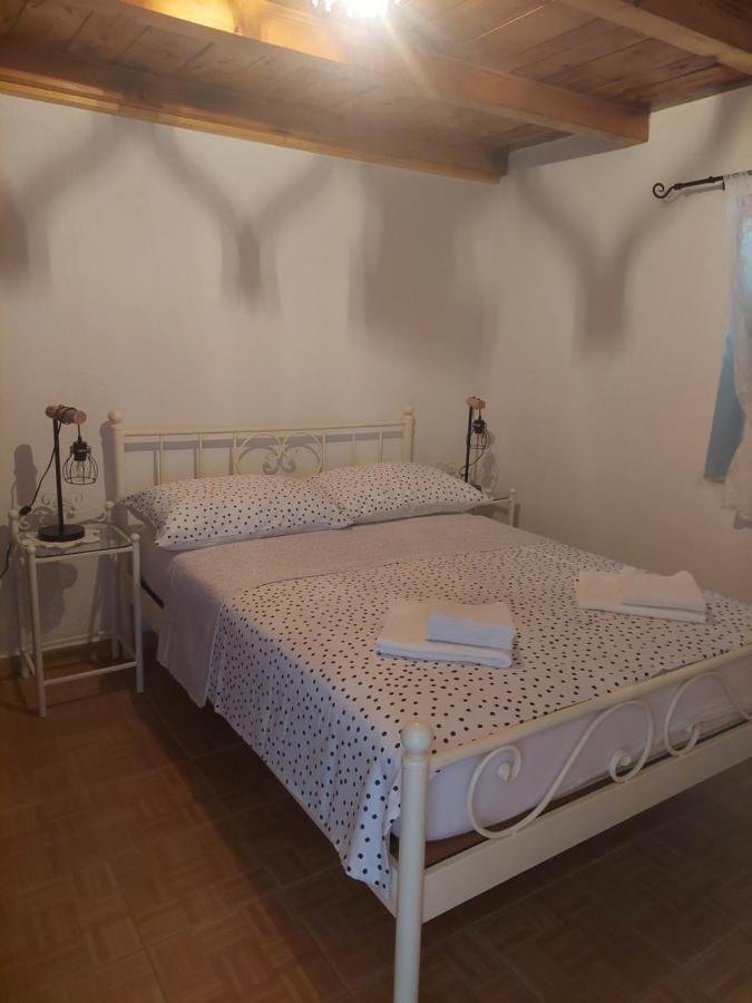 Apartman Studio Zdravko Eco Village - Chambres d'hôtes Imotski