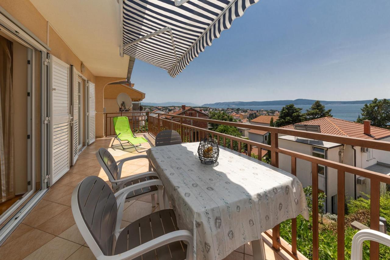 Apartments Nada - B&B Selce