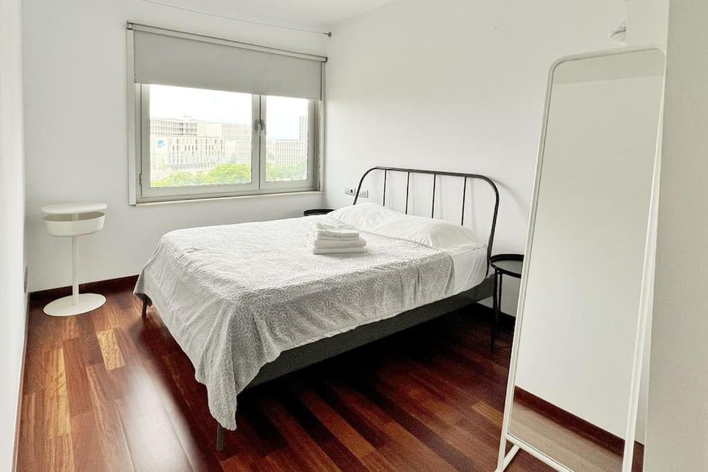 Two-Bedroom Apartment with Partial Ocean View