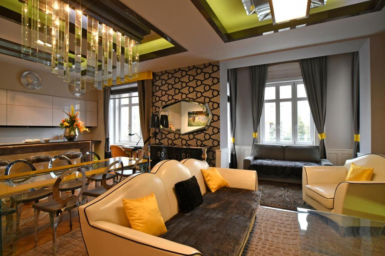 LuxuryFlat near centre on118 sqm, 3BR,2BTH,8bed,AC - B&B Budapest