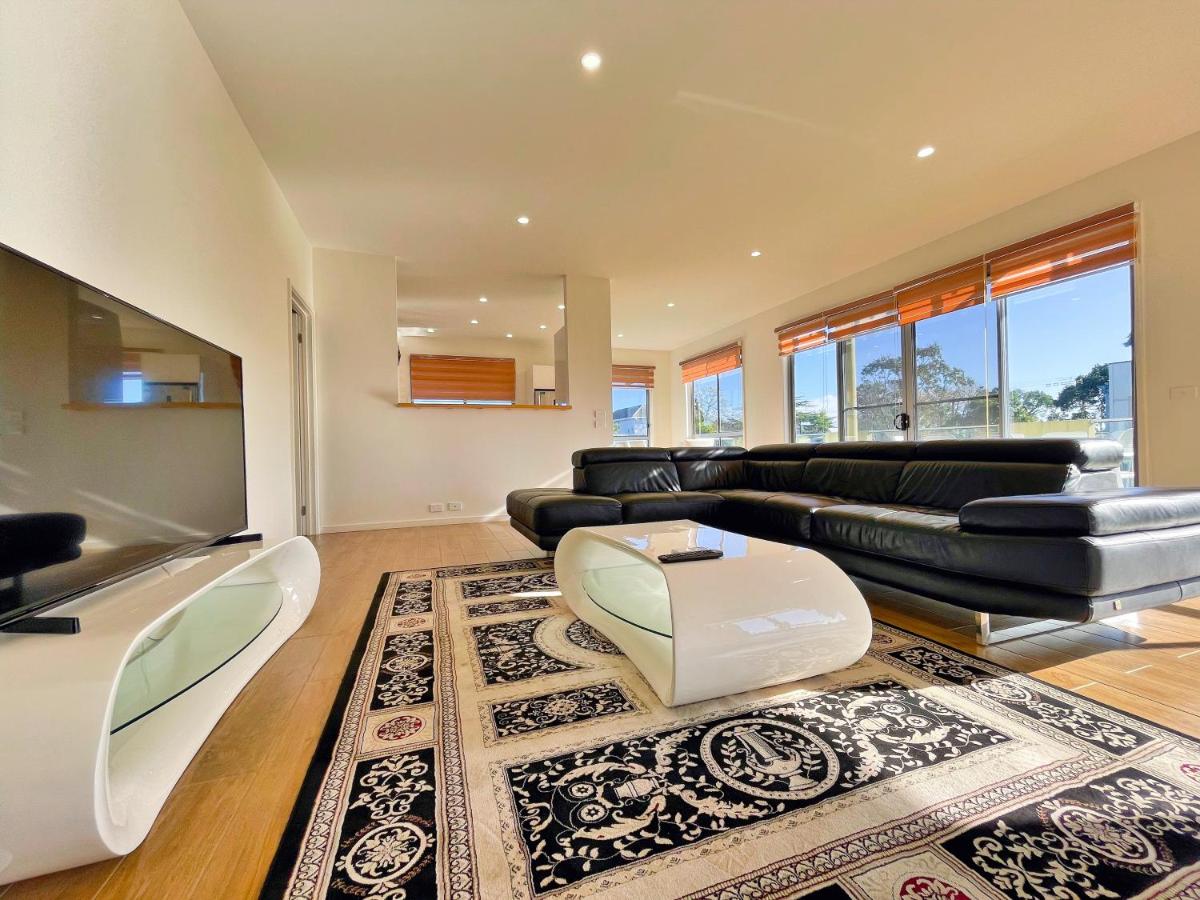 Three-Bedroom Executive Apartment
