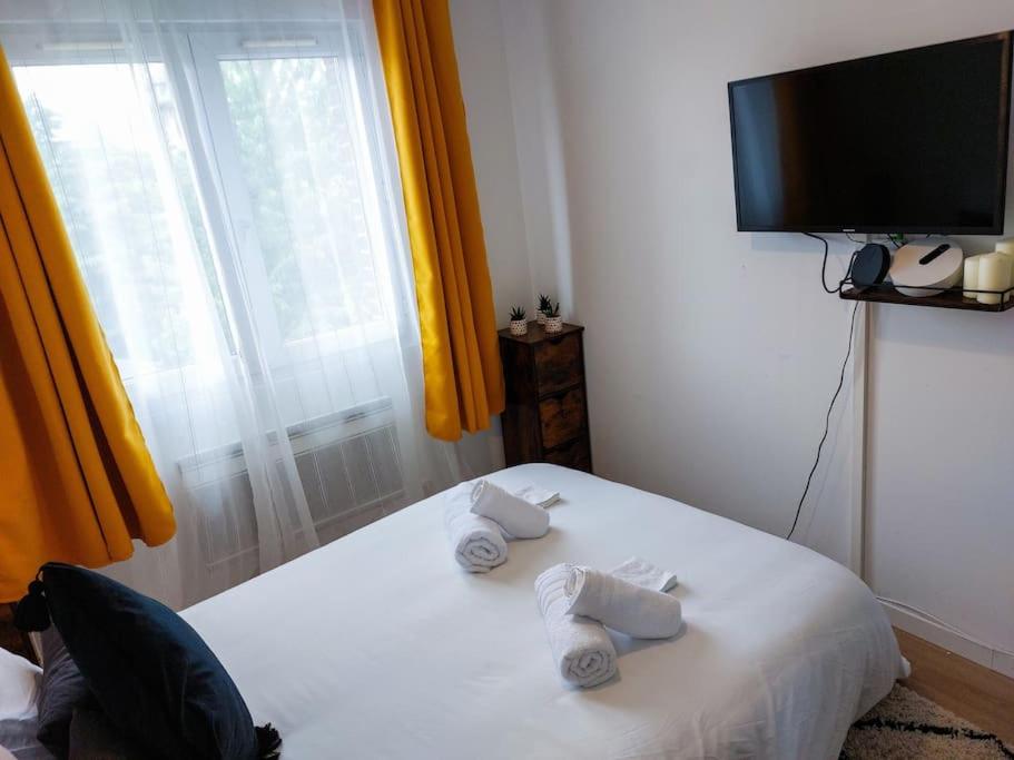 Le Sympathique - Petit Déjeuner, Netflix, Jacuzzi - Bed and Breakfast Rouen