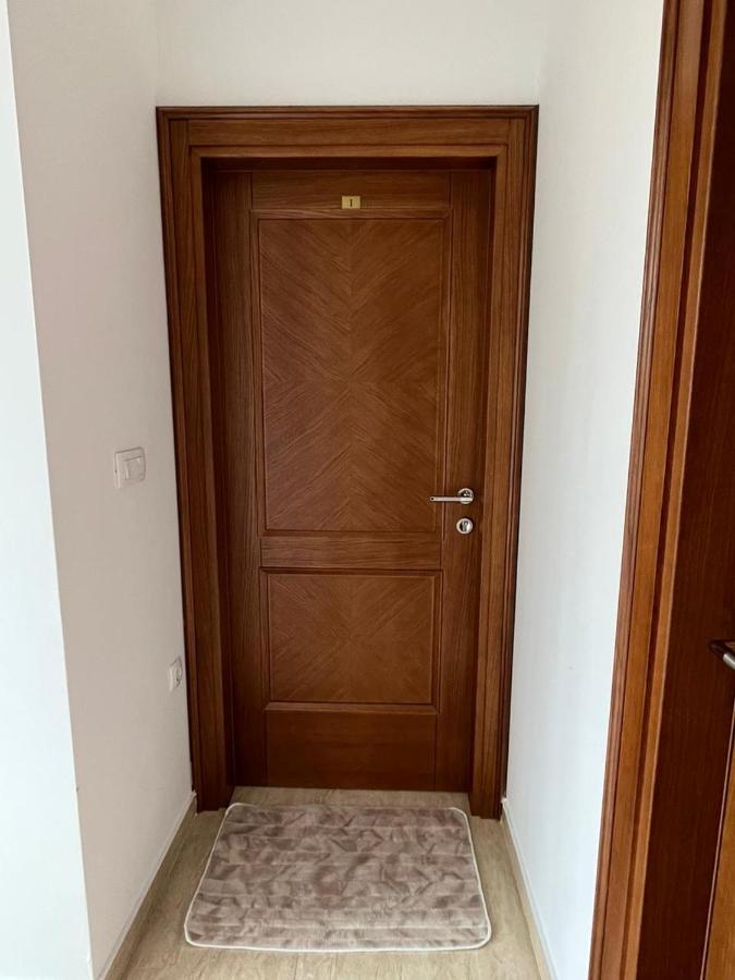 Kastel Apartments - B&B Nikšić