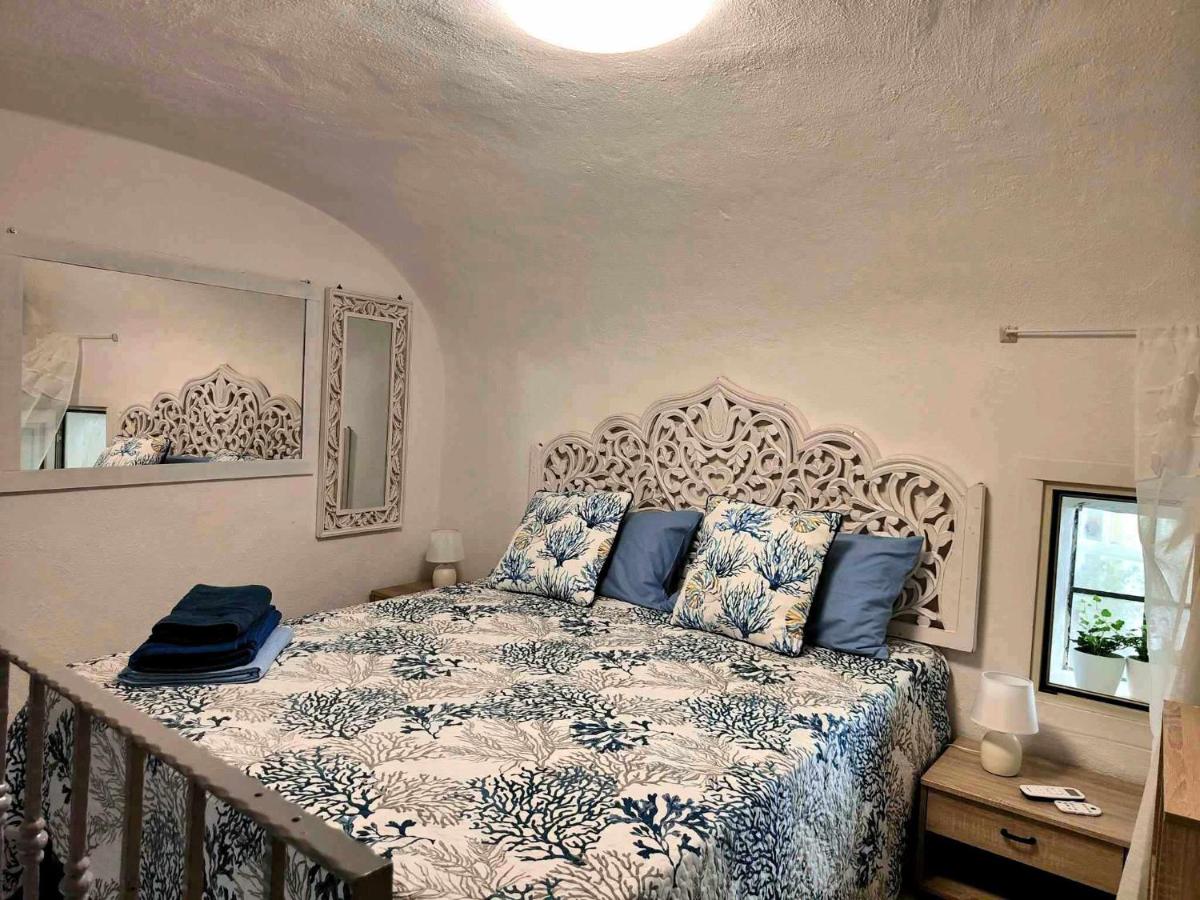 Nel Cuore del Centro Storico All'Antico Teatro di Napoli - B&B Napoli