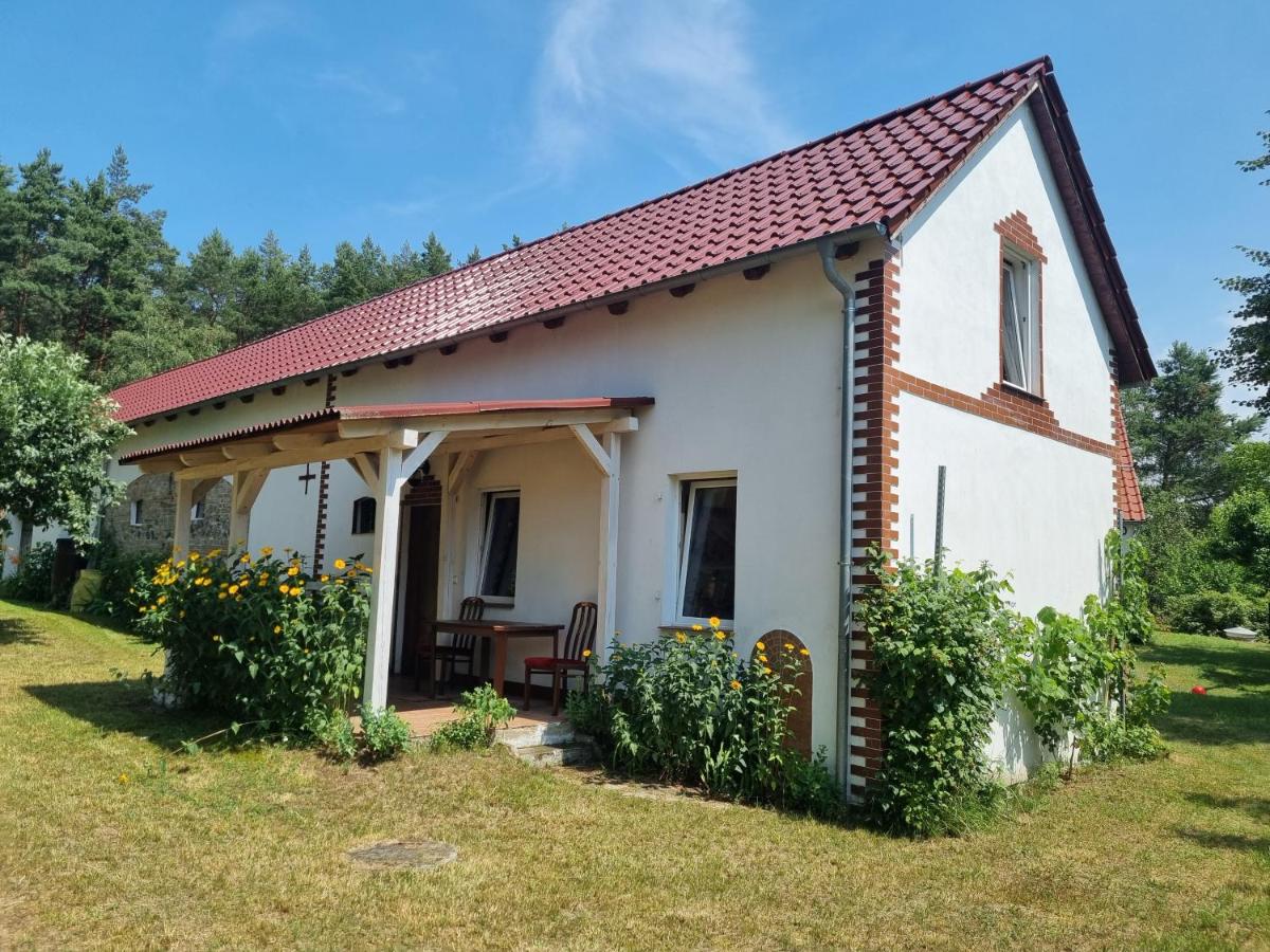Dom wakacyjny nad jeziorem w Jodłowie II - B&B