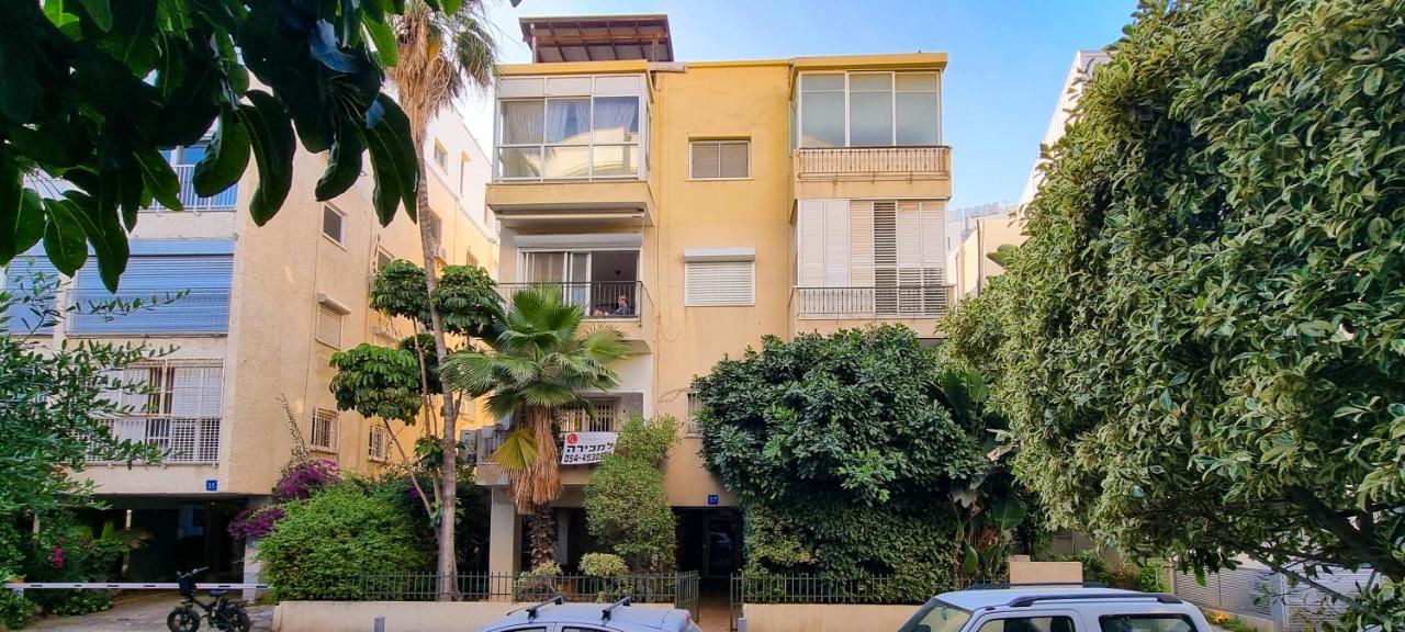 BnBIsrael Apartments - Hovevei Tsiyon Magnolia - B&B Tel Aviv