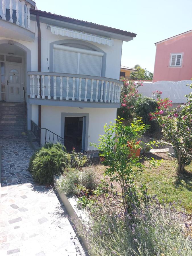 APARTMA MARI - B&B