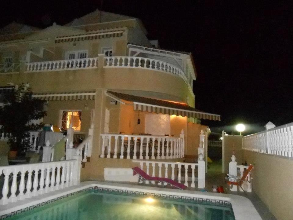 Chalet con vista para salinas y piscina privada - Ferienwohnung Torrevieja