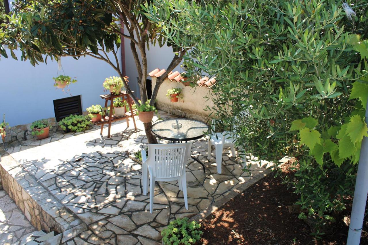 Apartmani Vinkuran - Ferienwohnung Vinkuran