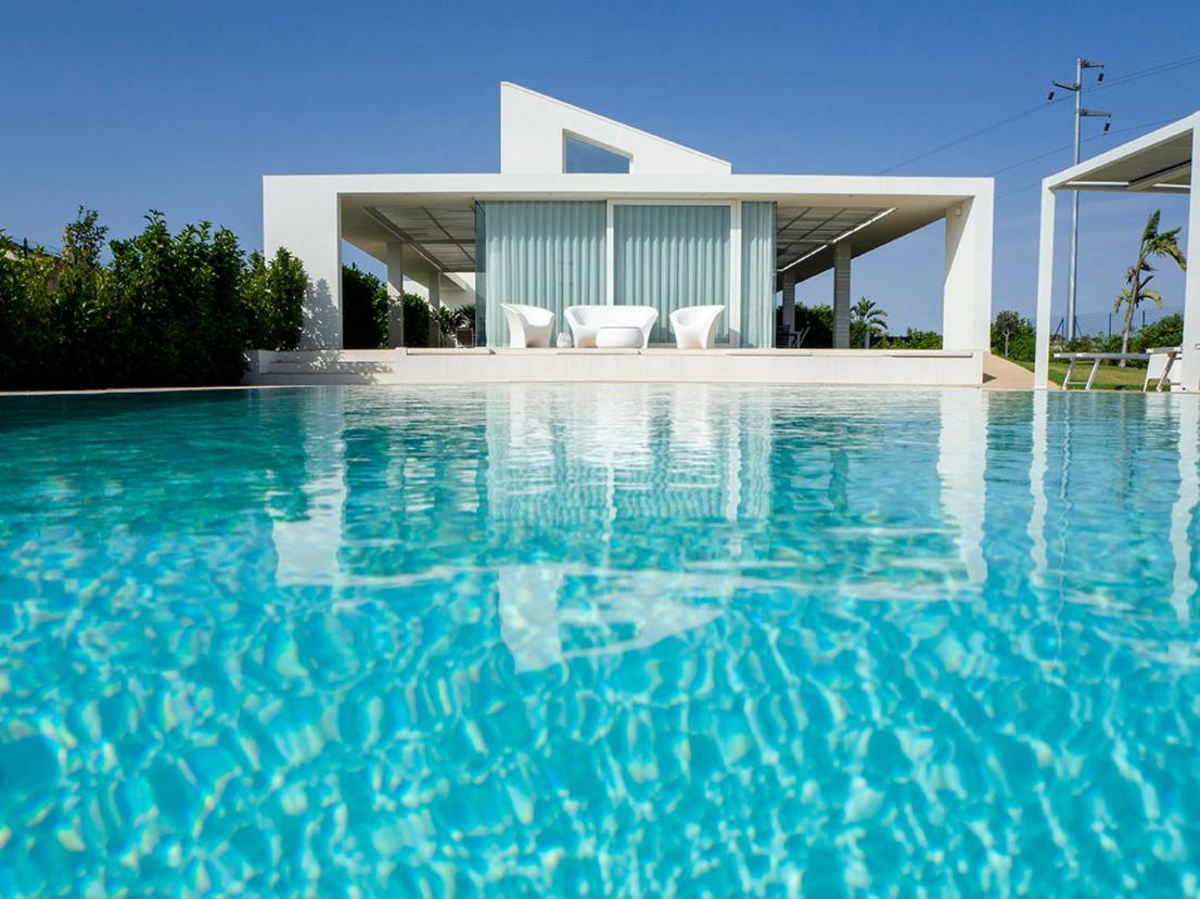 Villa Arillà con piscina e padel - B&B Marina di Ragusa