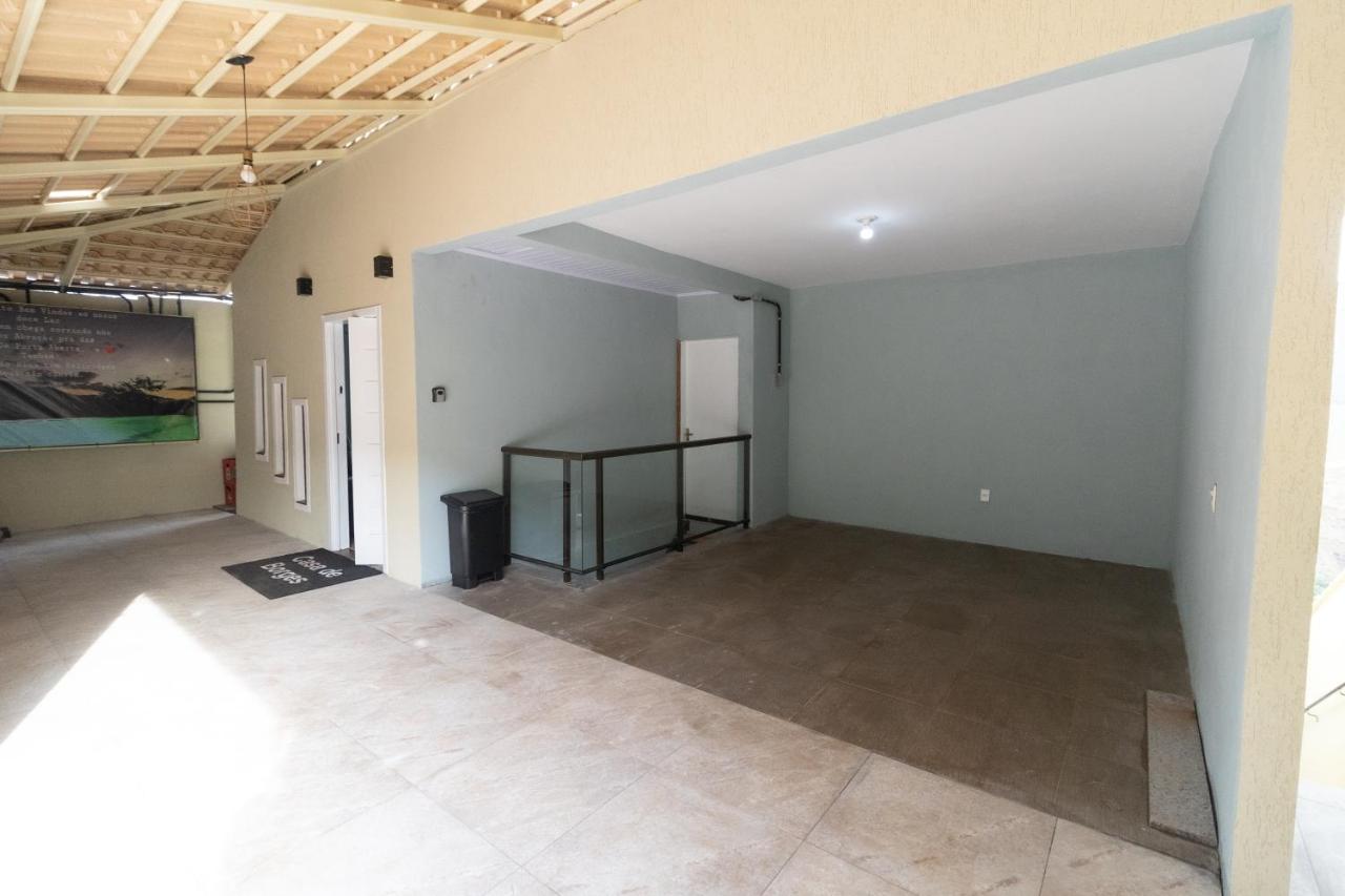 Até 8 Hóspedes, Linda Vista, Piscina, Salão de Jogos e Brinquedoteca - B&B