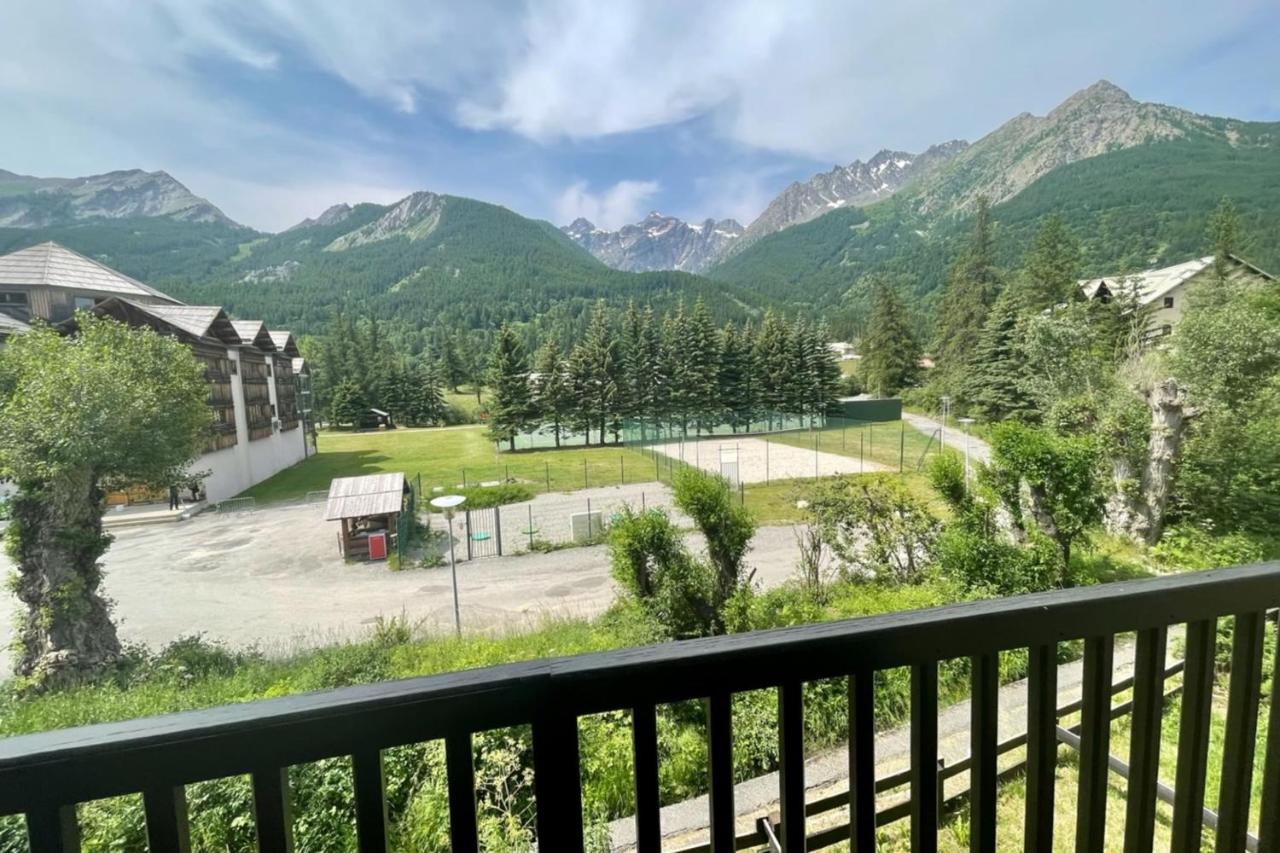 30 m next to Les Grands Bains - Ferienwohnung