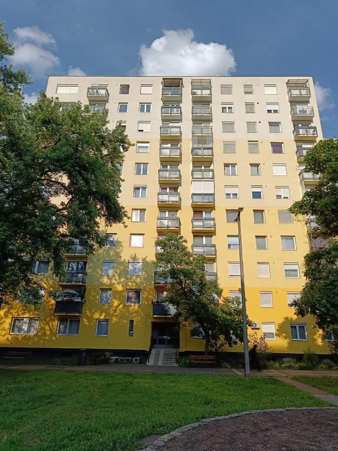 Anzsi Apartman - Chambres d’hôtes