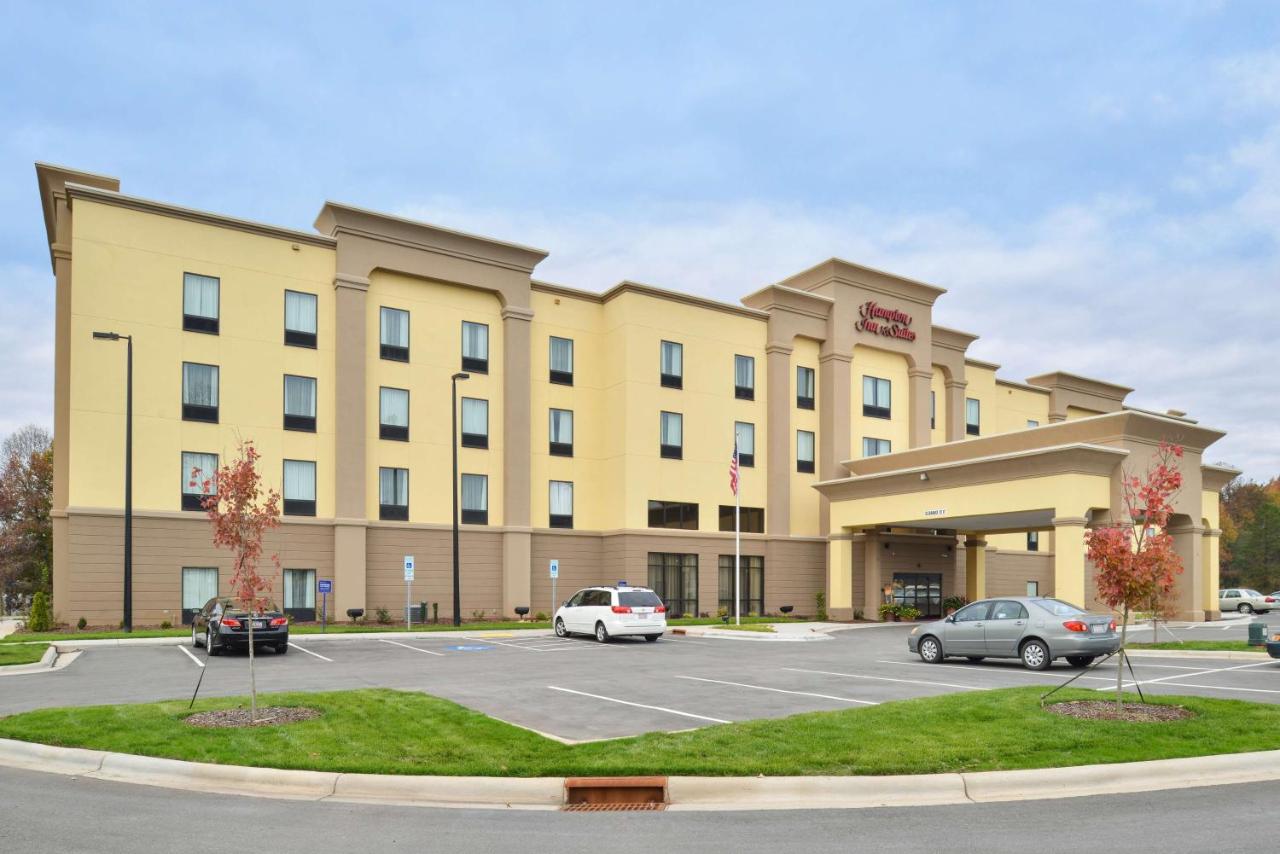 B&B Shelby - Hampton Inn & Suites Shelby, North Carolina - Bed and Breakfast Shelby