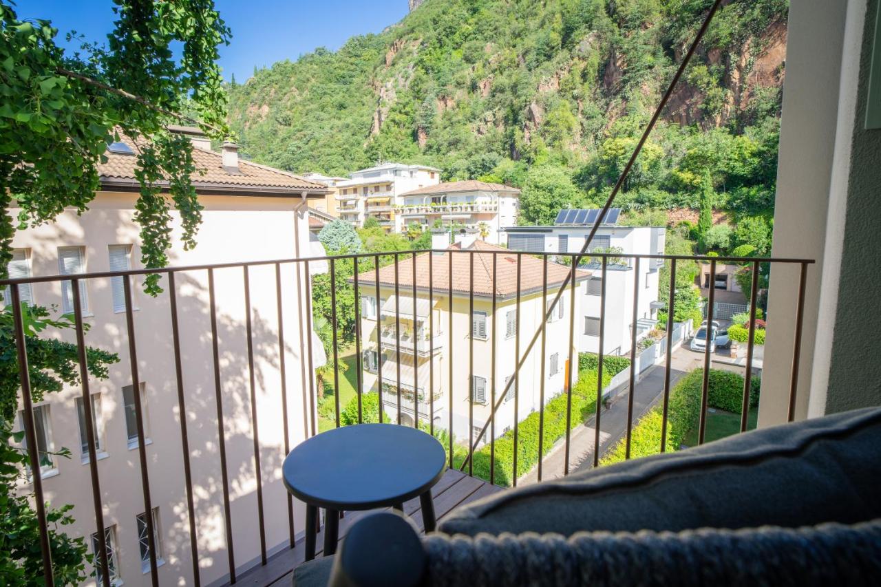 Studio with Balcony