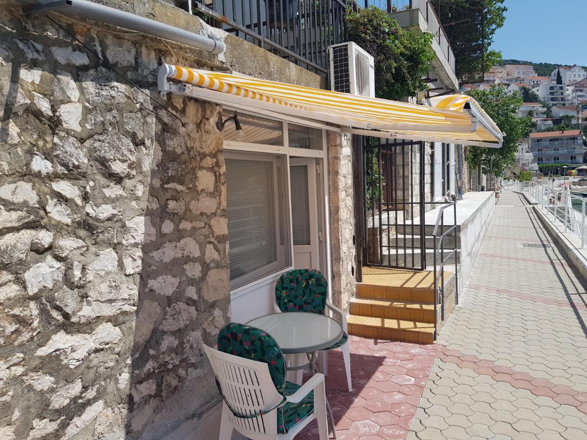 Estudio con vistas al mar