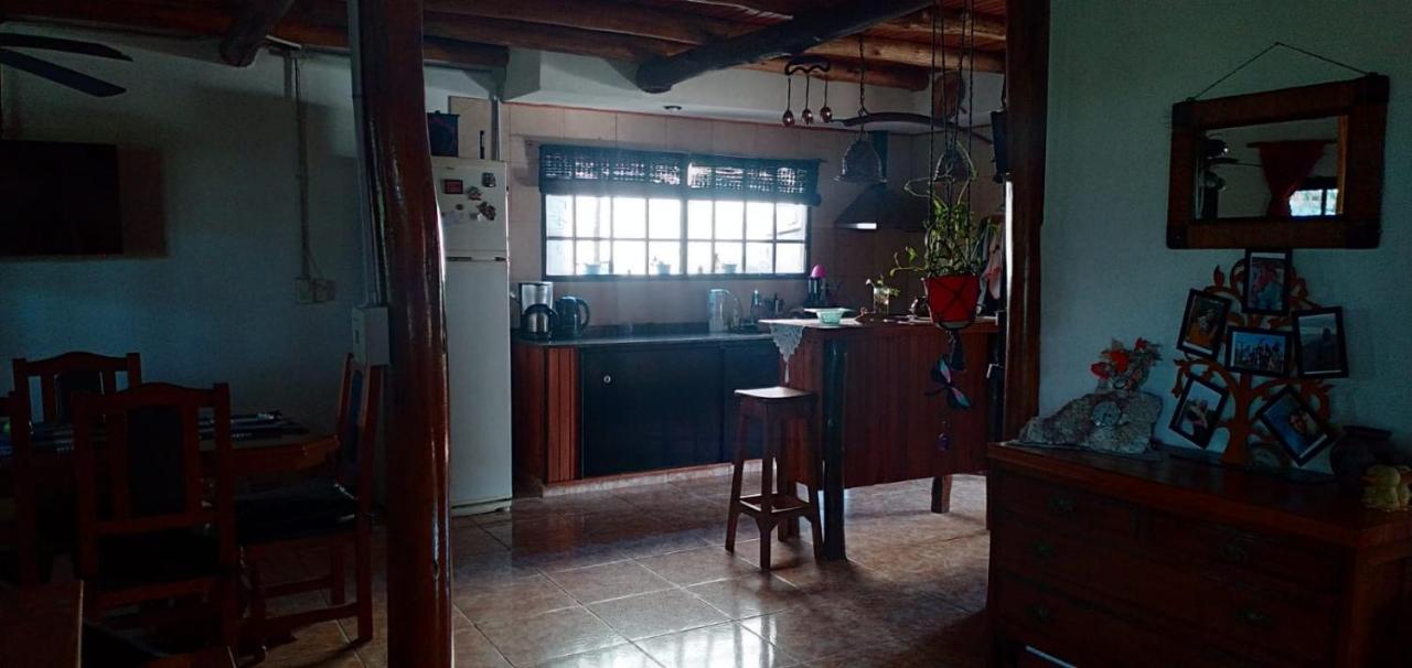 Cabaña Raices - Bed and Breakfast