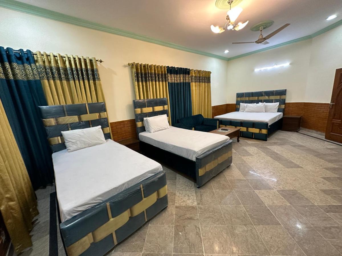 B&B Islamabad - Decent Lodge F-11 - Bed and Breakfast Islamabad