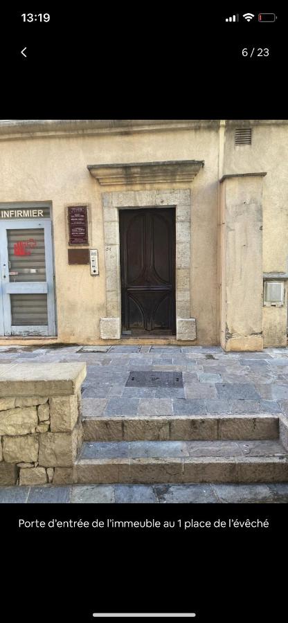 Grasse : Centre ville Superbe appartement 2 chambres - B&B