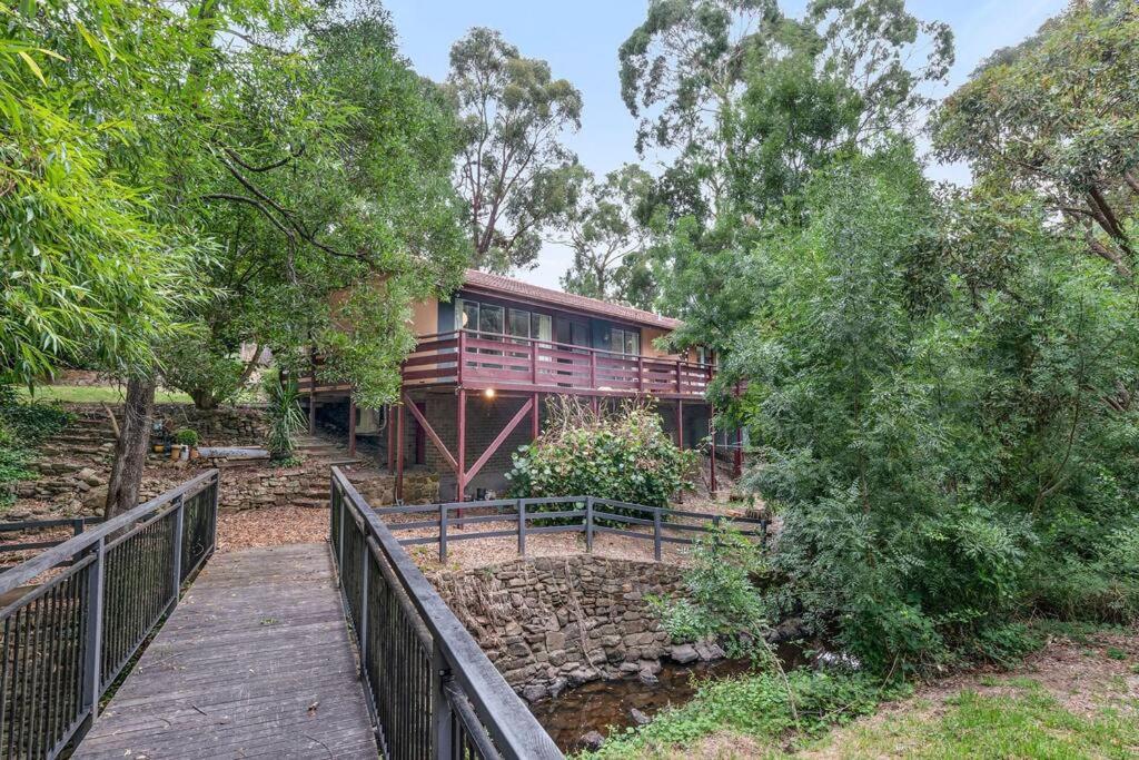 B&B Aldgate - Hills Serenity w Private Creek - Bed and Breakfast Aldgate