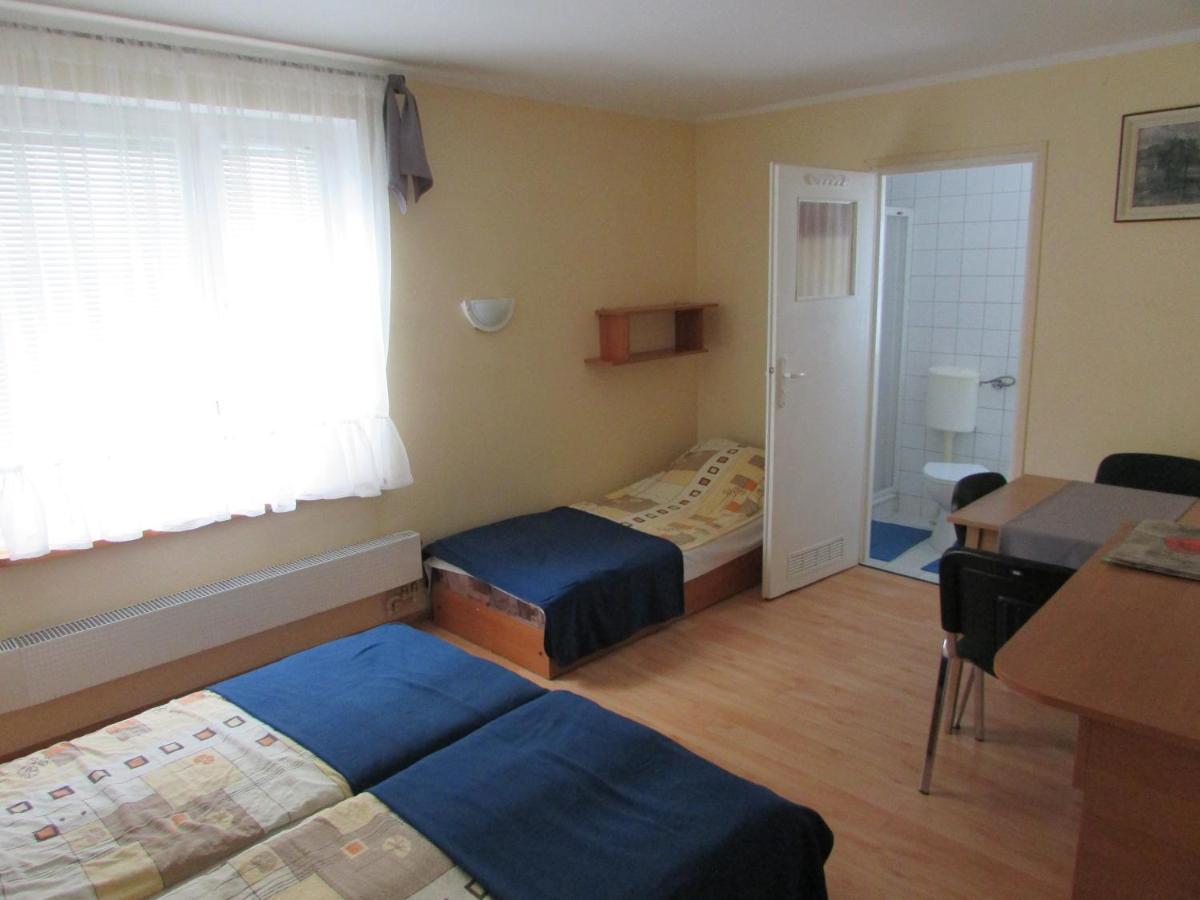 Standard Dreibettzimmer