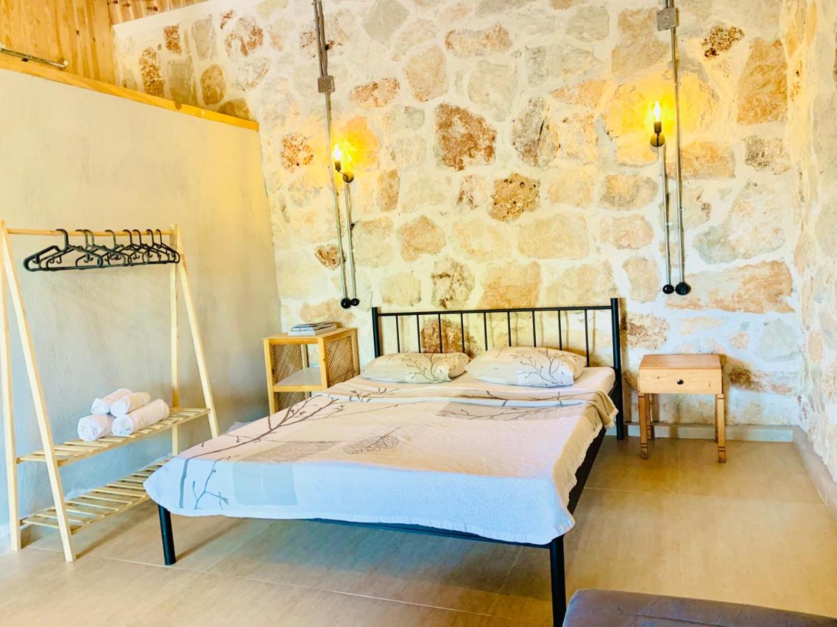 B&B Kas - Bademlique Stone Rooms - Bed and Breakfast Kas