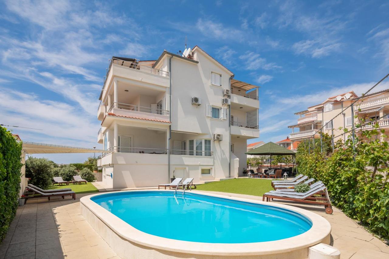 Apartments Tihi III - B&B