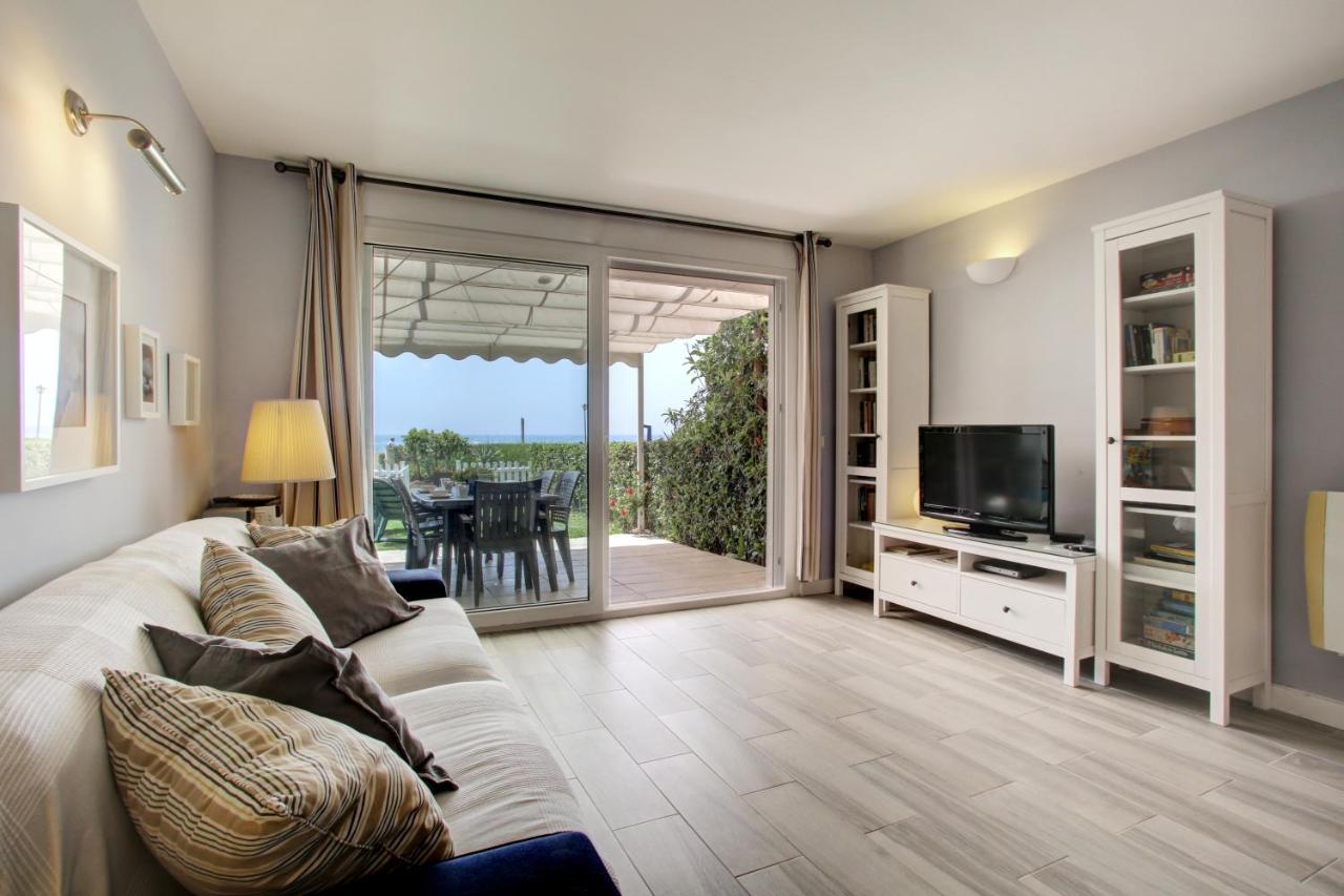 Your Vacation Retreat Right On The Beach - Ferienwohnung Casares