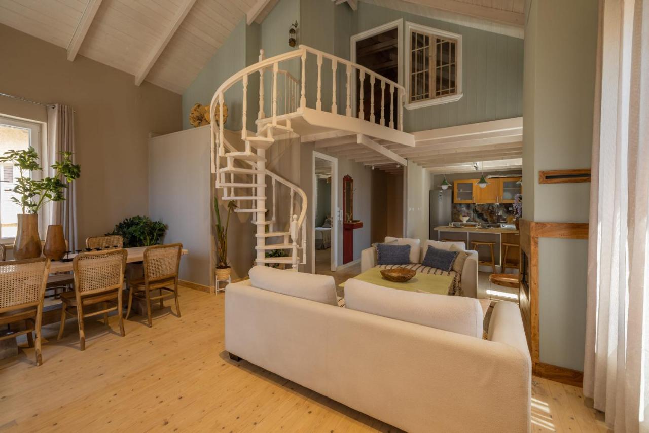 Paleros Stone - B&B Pálairos