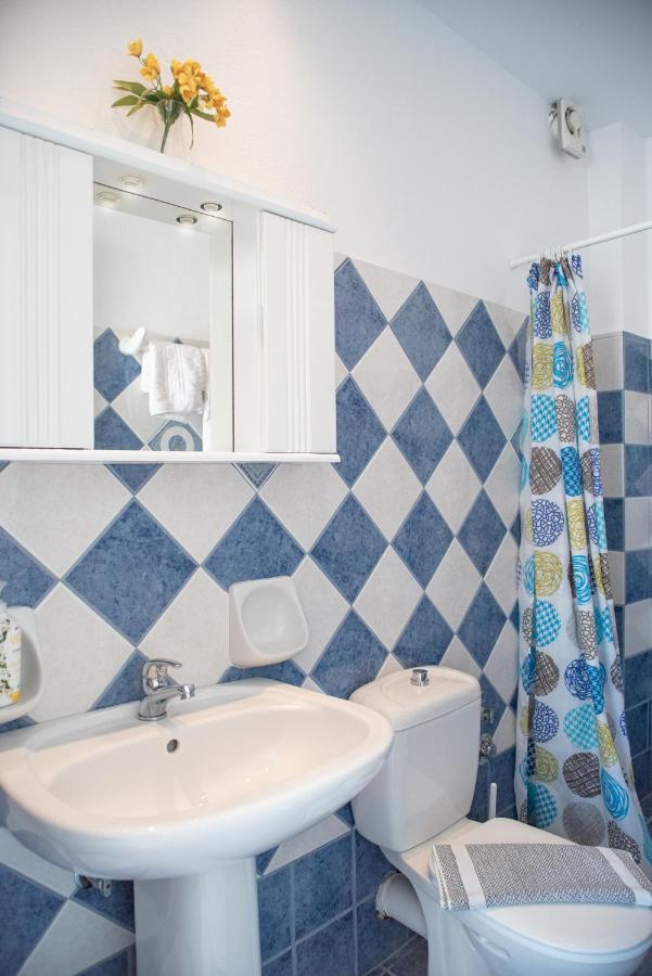 Studio Apartment with Side Sea View