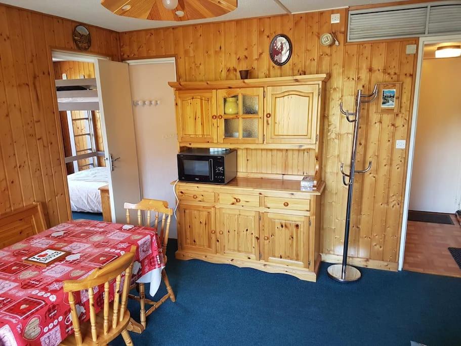 Appart Le Corbier avec magnifique vue aérienne - B&B