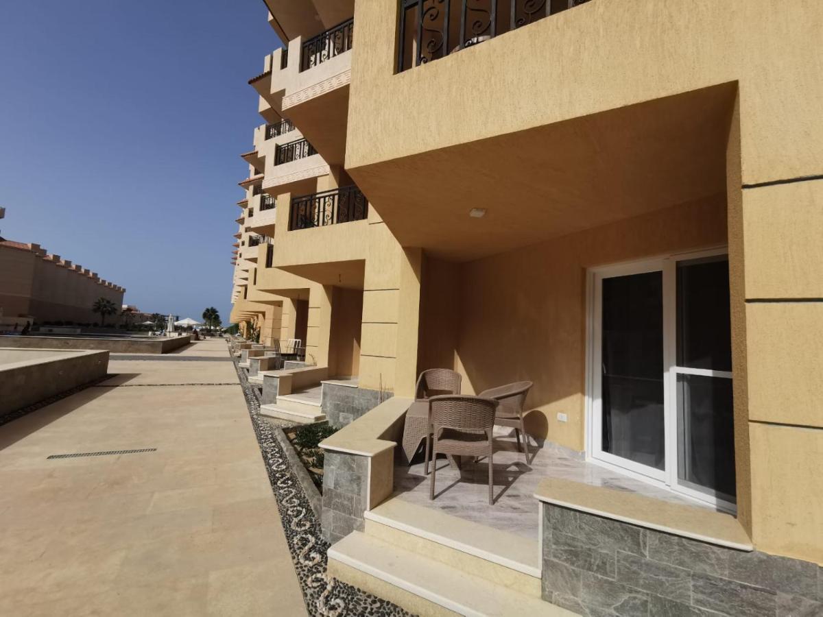 Selena Bay Resort - VIP apartment with Private Beach - Ferienwohnung Hurghada