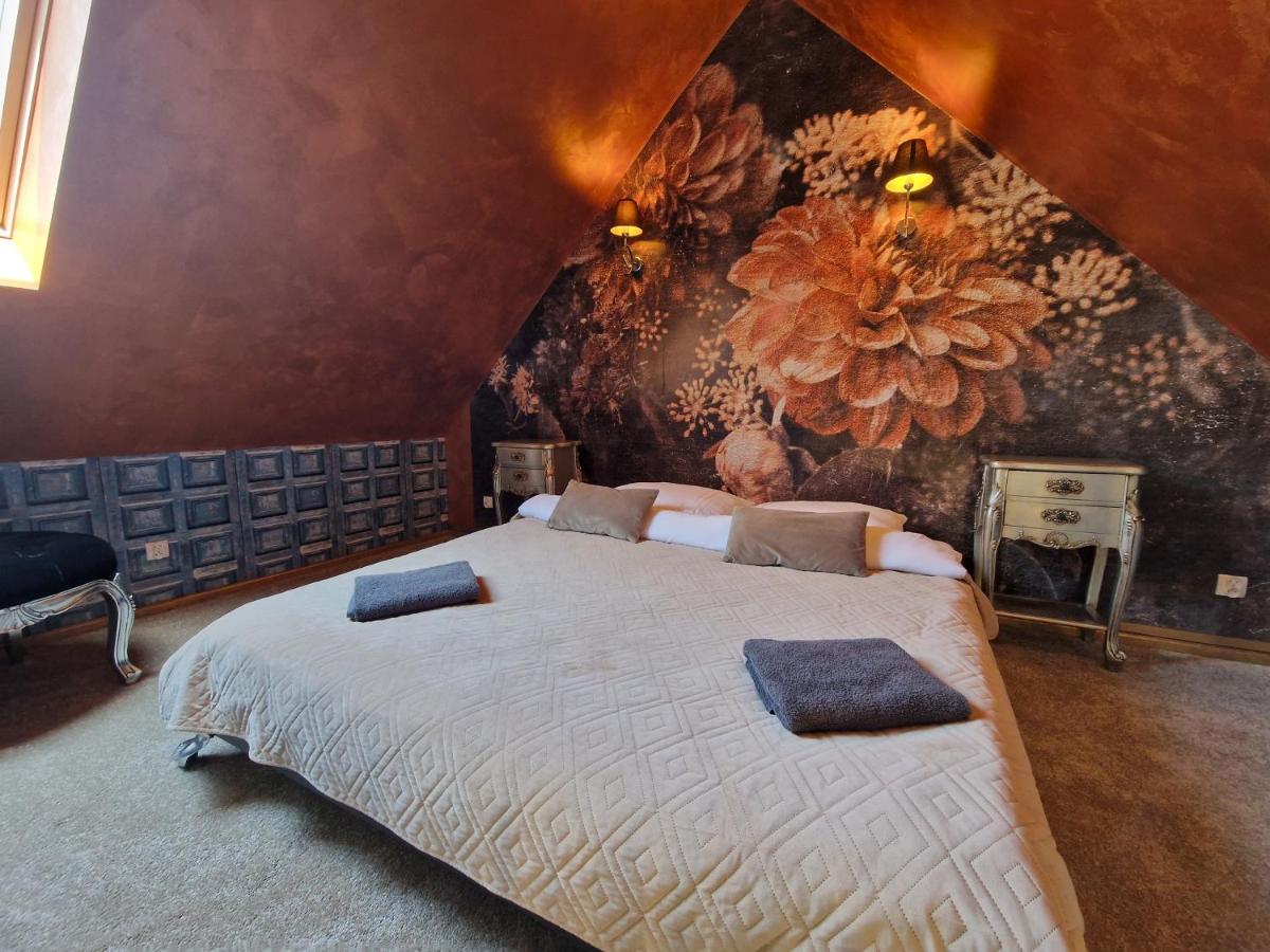 One-Bedroom Chalet