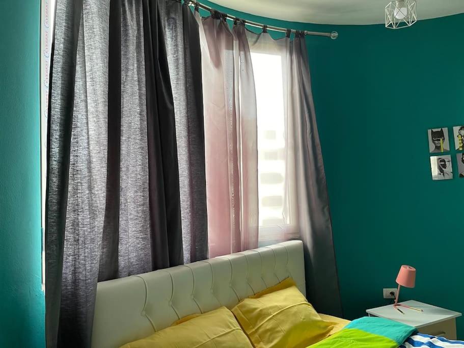 Lovely Seaview Apartment - Ferienwohnung Vlora